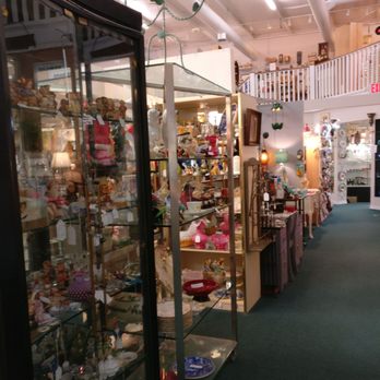 Traditions Antique Mall - Antiques Near Me - Wildwood, Florida Traditions Antique Mall - Antiques Near Me - Wildwood, Florida