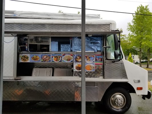 El Gallito Mexican Food Truck by null