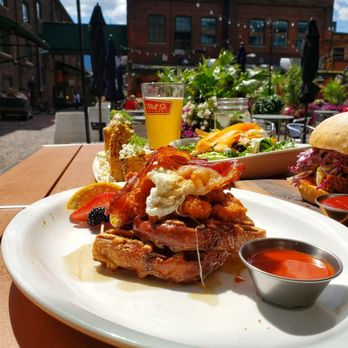 Mill Street Brew Pub - Fried Chicken & Waffles - Brewpubs Near Me - Toronto, Ontario