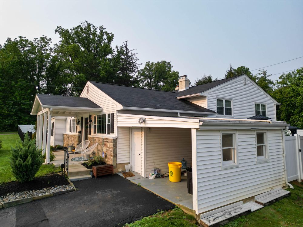 MUNZ ROOFING AND SIDING 1414 Radcliffe St, Bristol, Pennsylvania