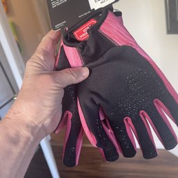 Warm gloves