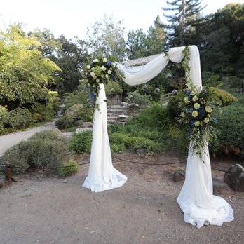 De Young Flowers - My wedding arch - Party & Event Planning Near Me - Campbell, California De Young Flowers - My wedding arch - Party & Event Planning Near Me - Campbell, California