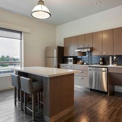 Hyatt House Louisville East - Guest Kitchen