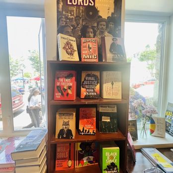 RED EMMA’S BOOKSTORE COFFEEHOUSE - Updated May 2025 - 289 Photos & 232