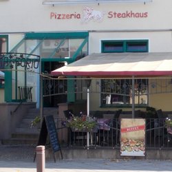 Steakhaus Osteria Forio - von außen am Morgen