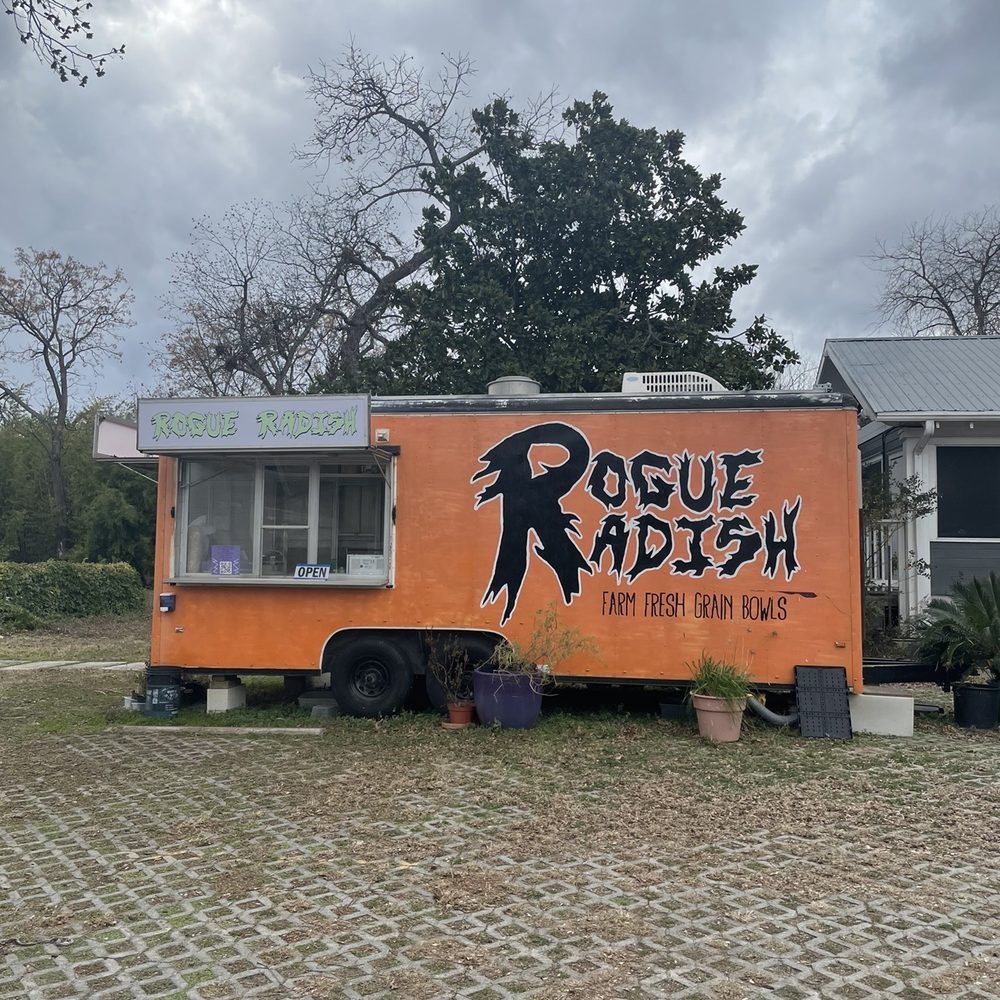 Rogue Radish - trailer - Juice Bars & Smoothies Near Me - Austin, Texas Rogue Radish - trailer - Juice Bars & Smoothies Near Me - Austin, Texas