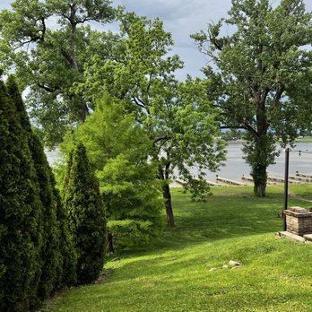 River House - Beautiful views!! - New American Near Me - Louisville, Kentucky
