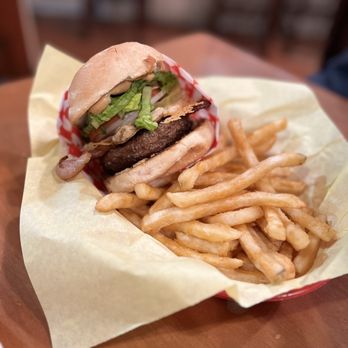Market Diner - Kobe burger - American Near Me - Seattle, Washington