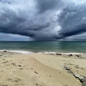 Rainbow Beach - View of the beach - Beaches Near Me - Virgin Islands, Virgin Islands