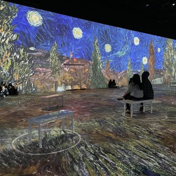 Immersive Van Gogh Exhibit Columbus - Museums Near Me - Columbus, Ohio