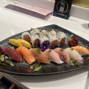 Starfish Sushi - Sushi Bars Near Me - Los Angeles, California Starfish Sushi - Sushi Bars Near Me - Los Angeles, California