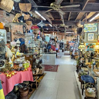 Franklin Antique Mall - Antiques Near Me - Franklin, Tennessee
