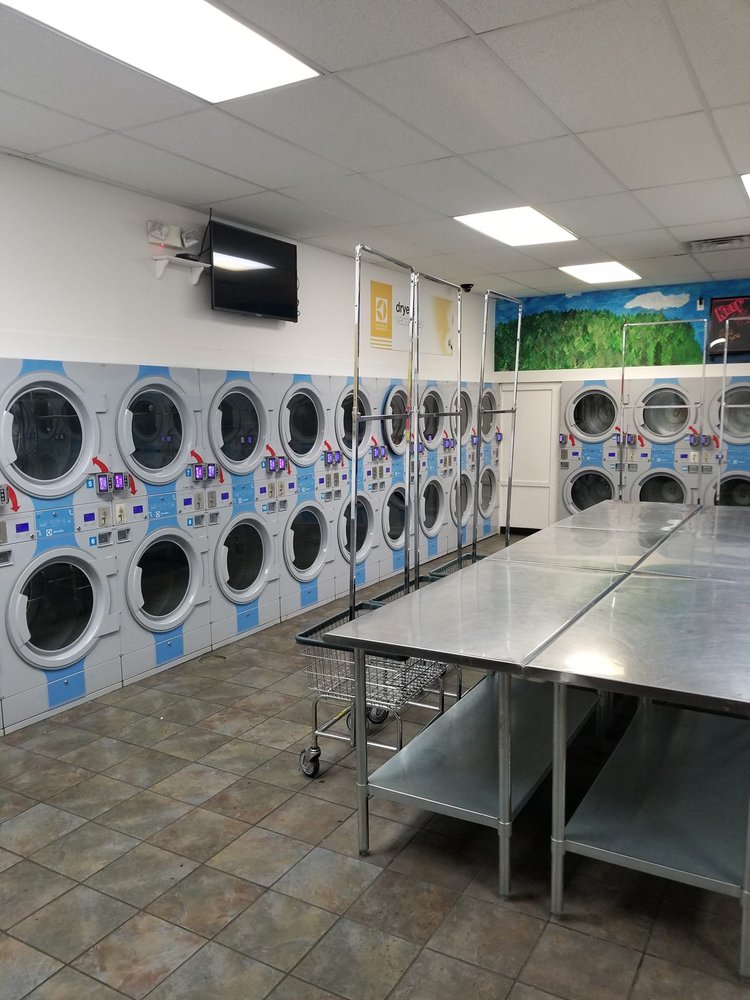 WASH’EM UP LAUNDRY 2 LAUNDROMAT DENVER 12 Reviews 3100 S Sheridan Blvd L, Denver