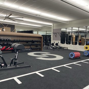 Club Studio - Turf area - Gyms Near Me - Walnut Creek, California Club Studio - Turf area - Gyms Near Me - Walnut Creek, California