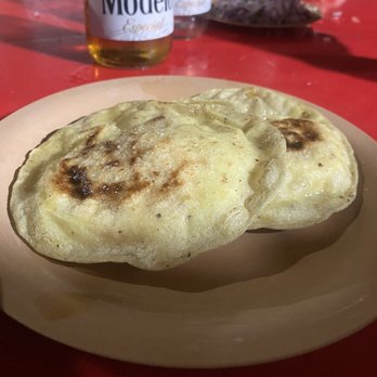 La Tía de Kaua - Encamisados - Mexican Near Me - Kaua, YUC