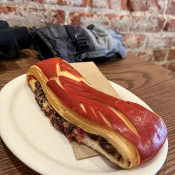 Nektar - Raspberry chocolate pastry - Coffee & Tea Near Me - Quebec City, Quebec Nektar - Raspberry chocolate pastry - Coffee & Tea Near Me - Quebec City, Quebec