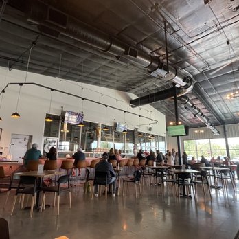 Wulfaven Brewing - the inside of a restaurant - Brewpubs Near Me - Tampa, Florida Wulfaven Brewing - the inside of a restaurant - Brewpubs Near Me - Tampa, Florida