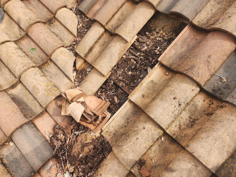 Slide of Ventov Roofing