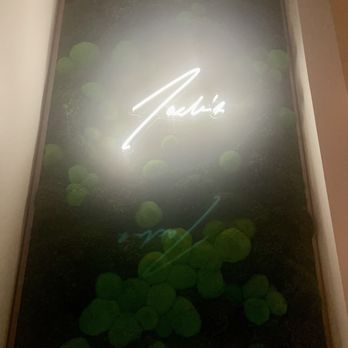 Jack’s on Pearl - Indoor - Bars Near Me - Denver, Colorado