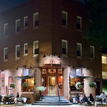 Tenuta's Italian Restaurant - Italian Near Me - Milwaukee, Wisconsin