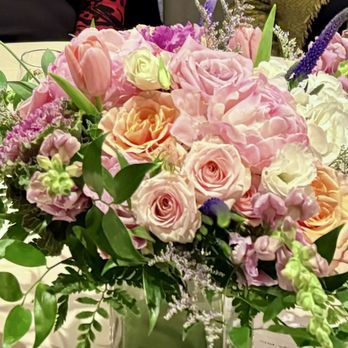 Rosaspina - One of the beautiful flower arrangements. - Florists Near Me - Montclair, New Jersey