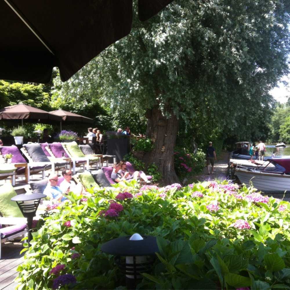 Slangevegt - Seating ouside for cilling with with on the river vecht - French Near Me - Breukelen, Utah