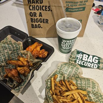 Wingstop - $18.62 (8 Wings, Fries, Celery and Drink) - Chicken Wings Near Me - Orlando, Florida Wingstop - $18.62 (8 Wings, Fries, Celery and Drink) - Chicken Wings Near Me - Orlando, Florida