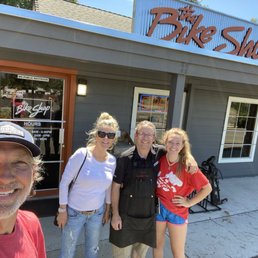 Babbs and Miguel with The Bike Shop owner and daughter. Babbs and Miguel with The Bike Shop owner and daughter.