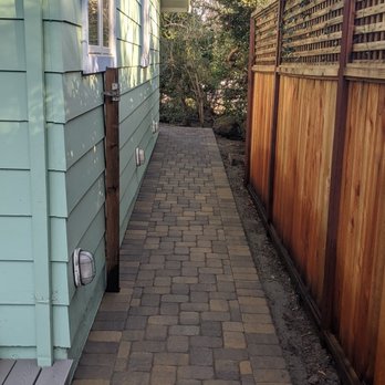 Los Amigos Landscape - Garage Side After - Masonry/Concrete Near Me