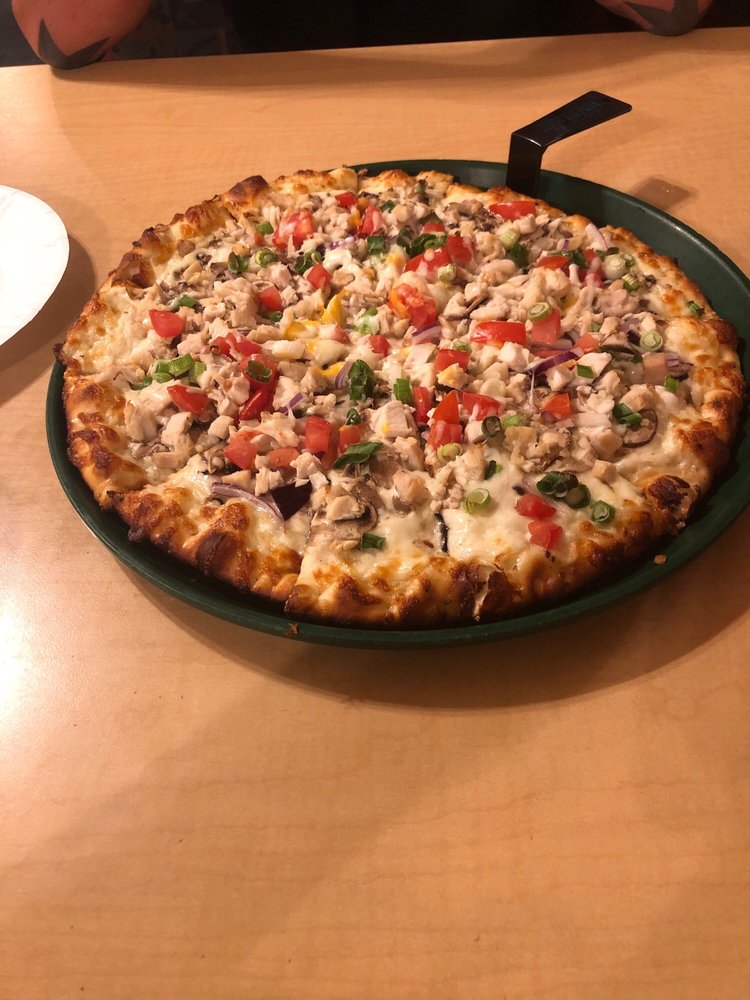 STRAW HAT PIZZA 35 Photos & 104 Reviews Pizza 2929 Mather Field Rd, Rancho Cordova, CA