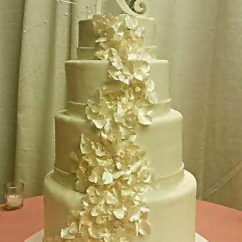 Kupkakery Bakery - 4 Tier Wedding - Desserts Near Me - Rocky Mount, Virginia Kupkakery Bakery - 4 Tier Wedding - Desserts Near Me - Rocky Mount, Virginia