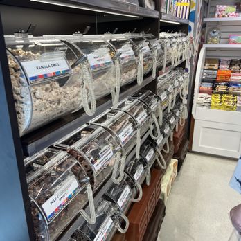Dylan's Candy Bar - Candy Stores Near Me - Charlotte, North Carolina Dylan's Candy Bar - Candy Stores Near Me - Charlotte, North Carolina