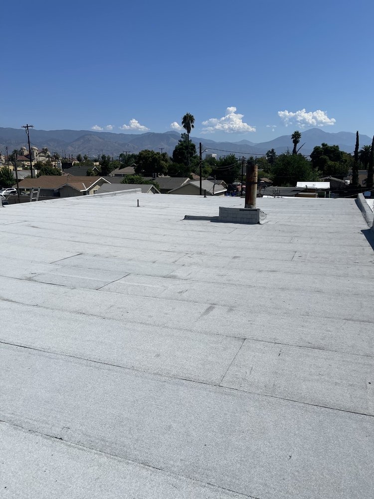 Slide of Off The Roof Roofing