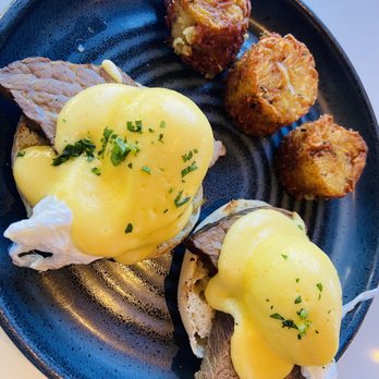 Logan Inn - Short rib benedict - Hotels Near Me - New Hope, Pennsylvania Logan Inn - Short rib benedict - Hotels Near Me - New Hope, Pennsylvania