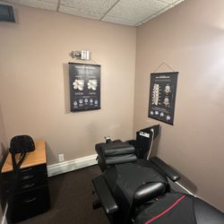 Chiropractic Works - Lumbar and Cervical Decompression Table