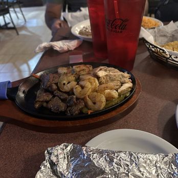 Rookies Cantina - Trio Fajitas - Mexican Near Me - Longwood, Florida
