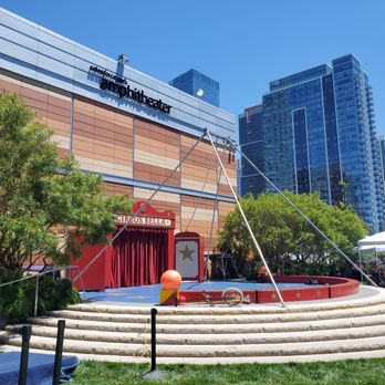 Salesforce Park - Amphitheater (set up for Circus Bella) - Parks Near Me - San Francisco, California