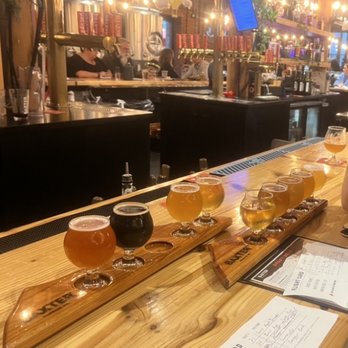 Baxter Brewing Company - Beer flights - Breweries Near Me - Lewiston, Maine Baxter Brewing Company - Beer flights - Breweries Near Me - Lewiston, Maine