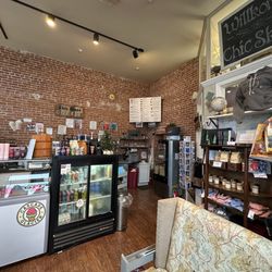 Chic Skape Coffee Boutique - Interior