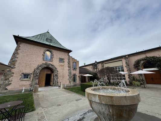 PEJU Winery by null