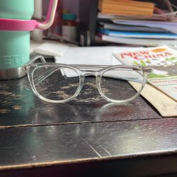 Optical Outlets - Glasses from optical outlets.