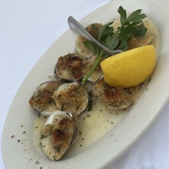 Hendrick's Tavern - Clams Oreganata - Bars Near Me - Roslyn, New York Hendrick's Tavern - Clams Oreganata - Bars Near Me - Roslyn, New York