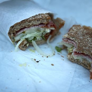 Potbelly - Italian sub with their spicy garlic aïoli - Sandwiches Near Me - Portland, Oregon Potbelly - Italian sub with their spicy garlic aïoli - Sandwiches Near Me - Portland, Oregon