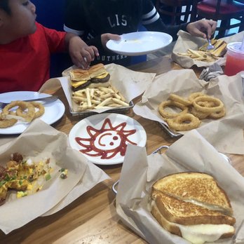 Johnny Rockets - Diners Near Me - Kapolei, Hawaii