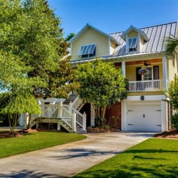 The Lachicotte - Fabulous 5 bedroom 4 1/2 bath home on the lake in beachfront community.