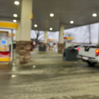 Circle K - a gas station with a truck parked in front of it - Gas Stations Near Me - Bossier City, Louisiana Circle K - a gas station with a truck parked in front of it - Gas Stations Near Me - Bossier City, Louisiana