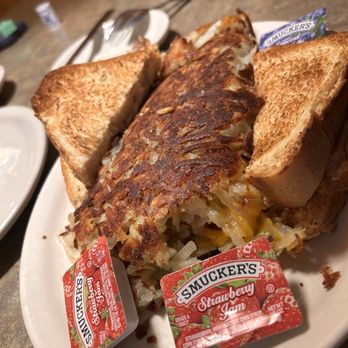 Windmill Restaurant - Hash brown omelet - Breakfast & Brunch Near Me - Holland, Michigan