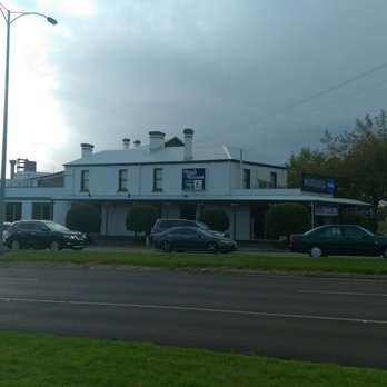 The Club Hotel - Outside - Pubs Near Me - Ferntree Gully, VIC