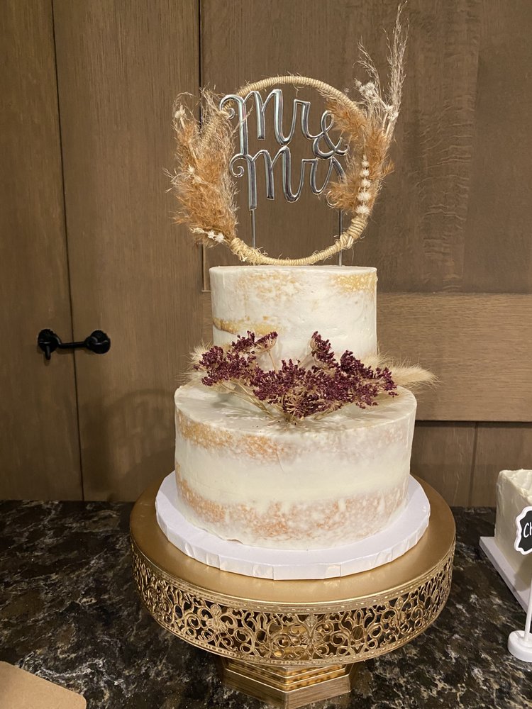 THE CAKE CANVAS Updated October 2024 149 Photos 5278 Lahmeyer Rd