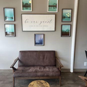 Cafe Luca Belle - Indoor seating area - Coffee & Tea Near Me - Wallingford, Connecticut